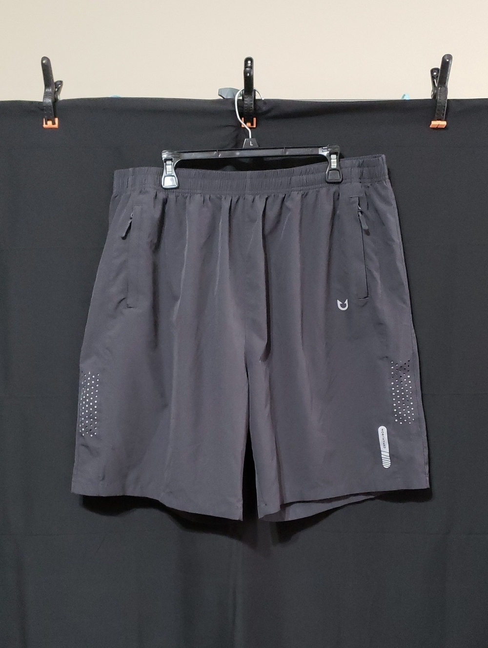NORTHYARD Men's Athletic Shorts In Gray.     Size: 3XL